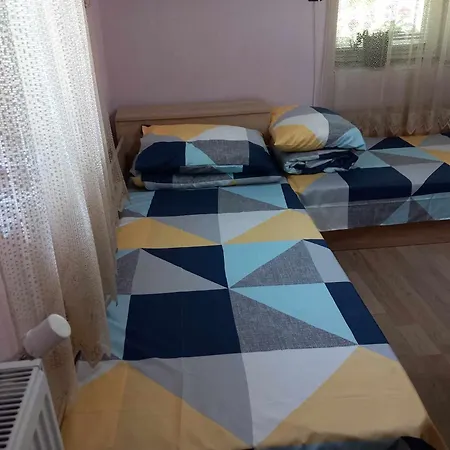 Appartamento Lovely In With Garden And Garage *